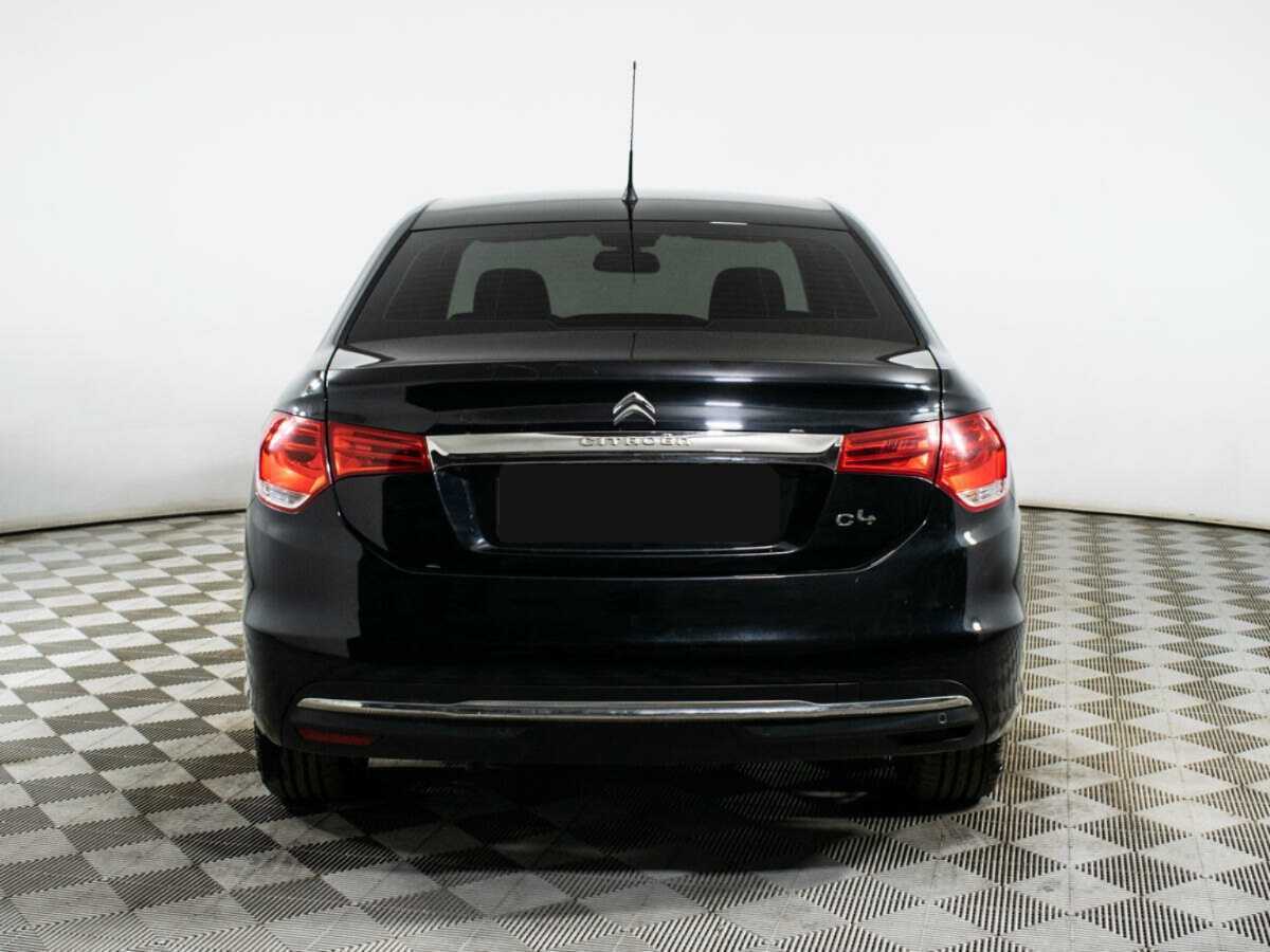 Citroen C4 с пробегом — 2018 год. Фото: #4