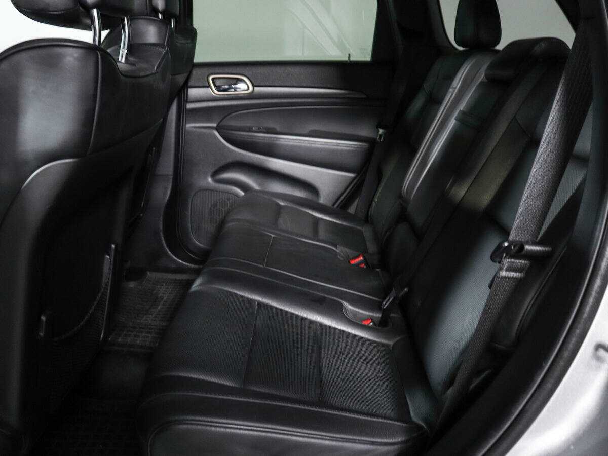 Jeep Grand Cherokee с пробегом — 2013 год. Фото: #7