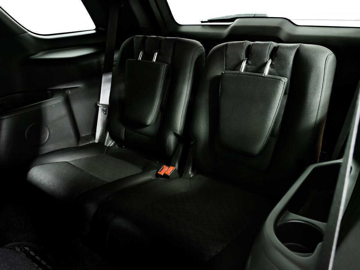 Ford Explorer с пробегом — 2013 год. Фото: #12