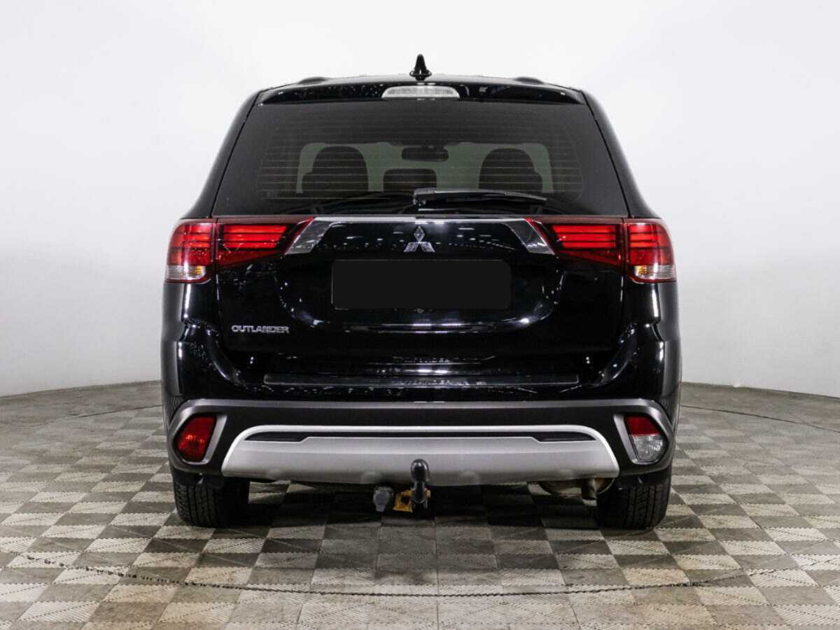Mitsubishi Outlander с пробегом — 2021 год. Фото: #5