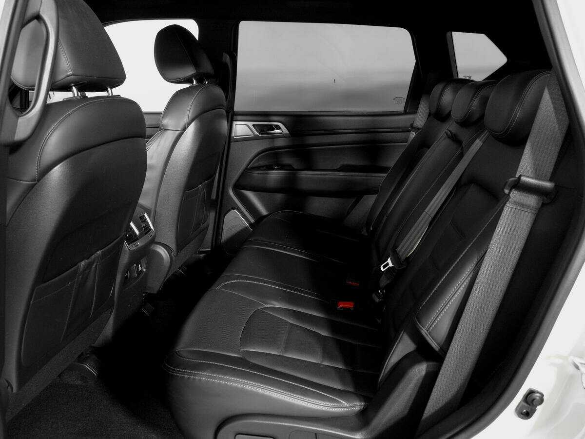 SsangYong Rexton с пробегом — 2018 год. Фото: #9