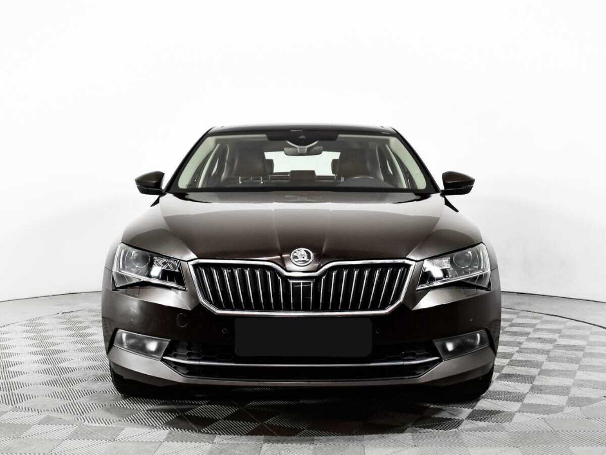 Skoda Superb с пробегом — 2016 год. Фото: #1