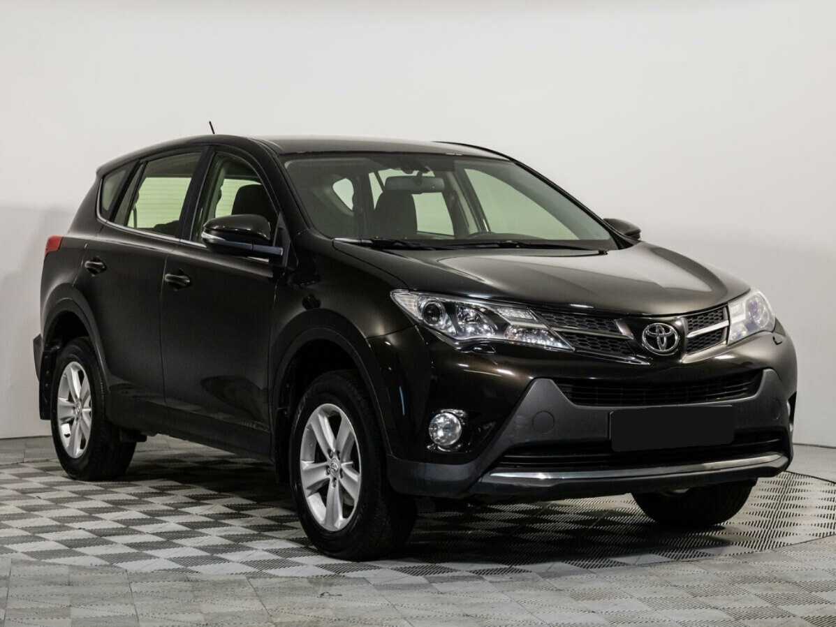 Toyota RAV4 с пробегом — 2014 год. Фото: #1