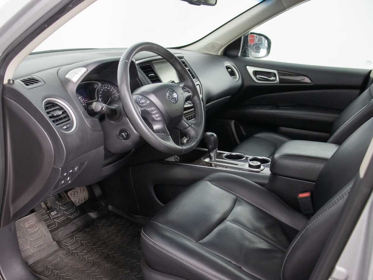 Nissan Pathfinder с пробегом — 2015 год. Фото: #9
