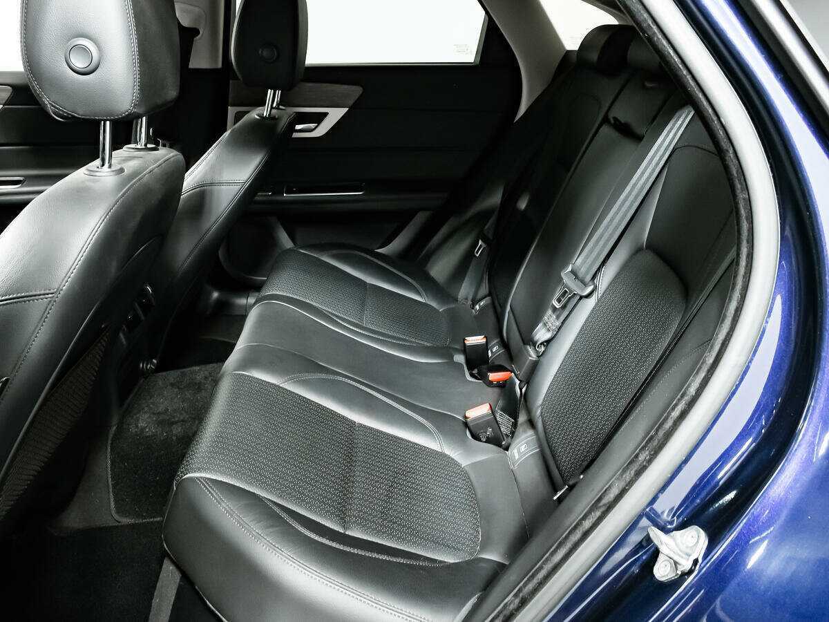 Jaguar XF с пробегом — 2016 год. Фото: #11