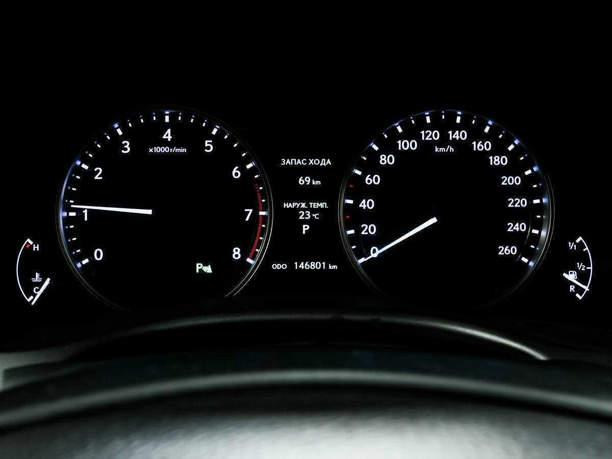 Lexus GS с пробегом — 2012 год. Фото: #9