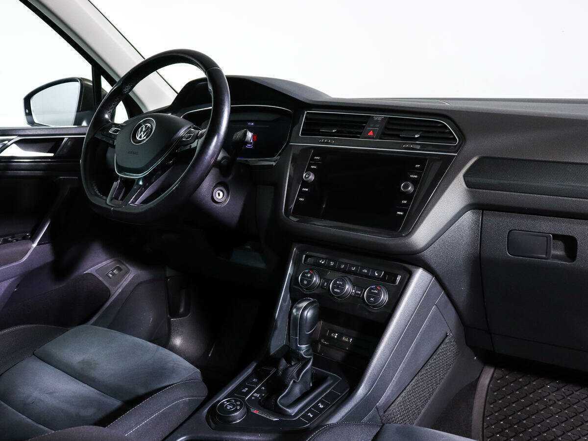 Volkswagen Tiguan с пробегом — 2017 год. Фото: #6