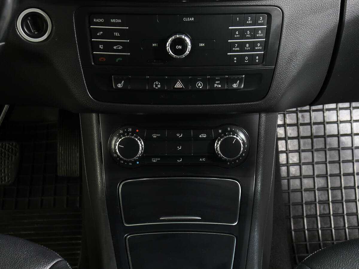 Mercedes-Benz B-Класс с пробегом — 2015 год. Фото: #11