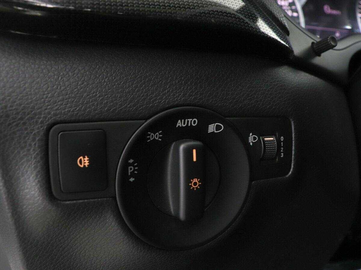 Mercedes-Benz B-Класс с пробегом — 2014 год. Фото: #11