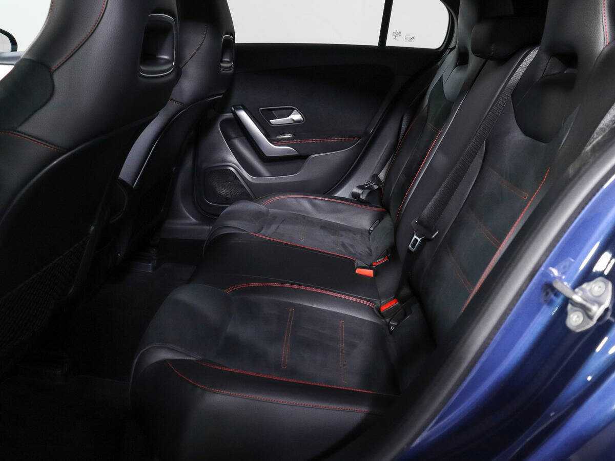 Mercedes-Benz A-Класс с пробегом — 2019 год. Фото: #9