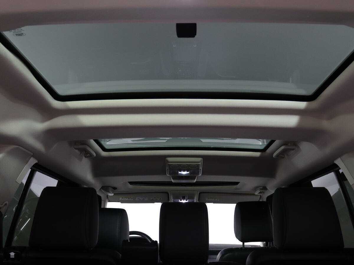 Land Rover Discovery с пробегом — 2013 год. Фото: #16