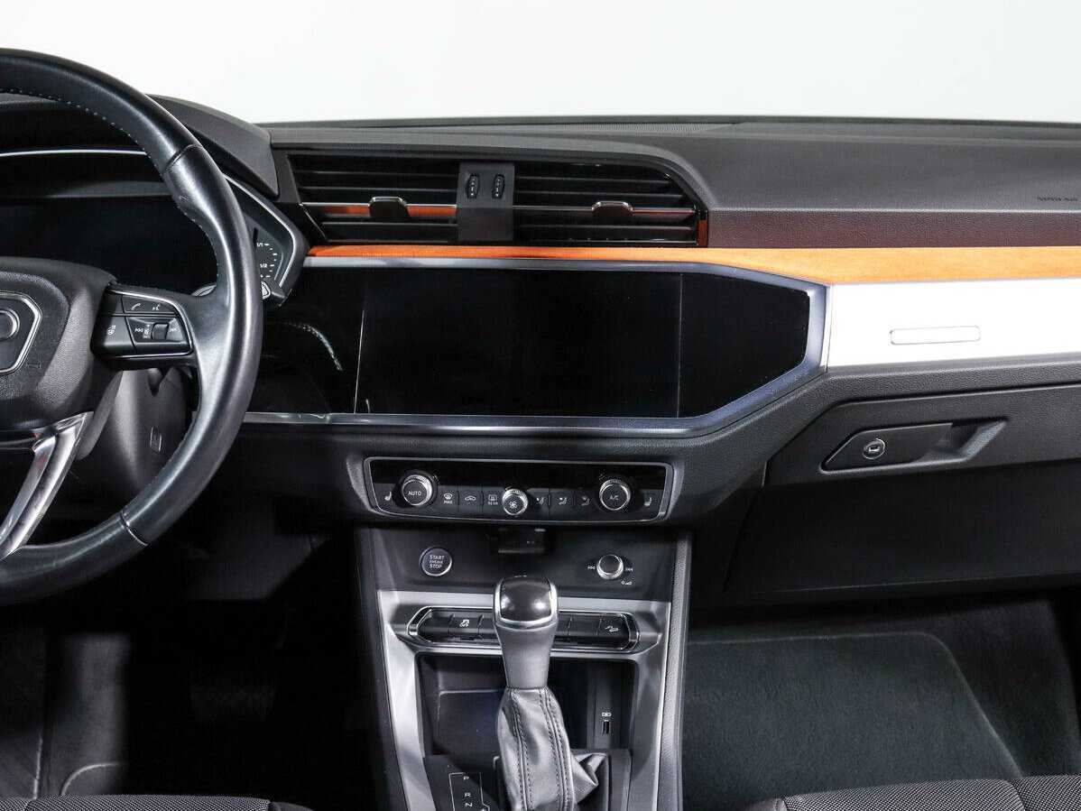 Audi Q3 с пробегом — 2019 год. Фото: #10