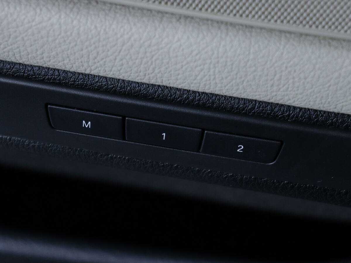 BMW 5 серии с пробегом — 2012 год. Фото: #19