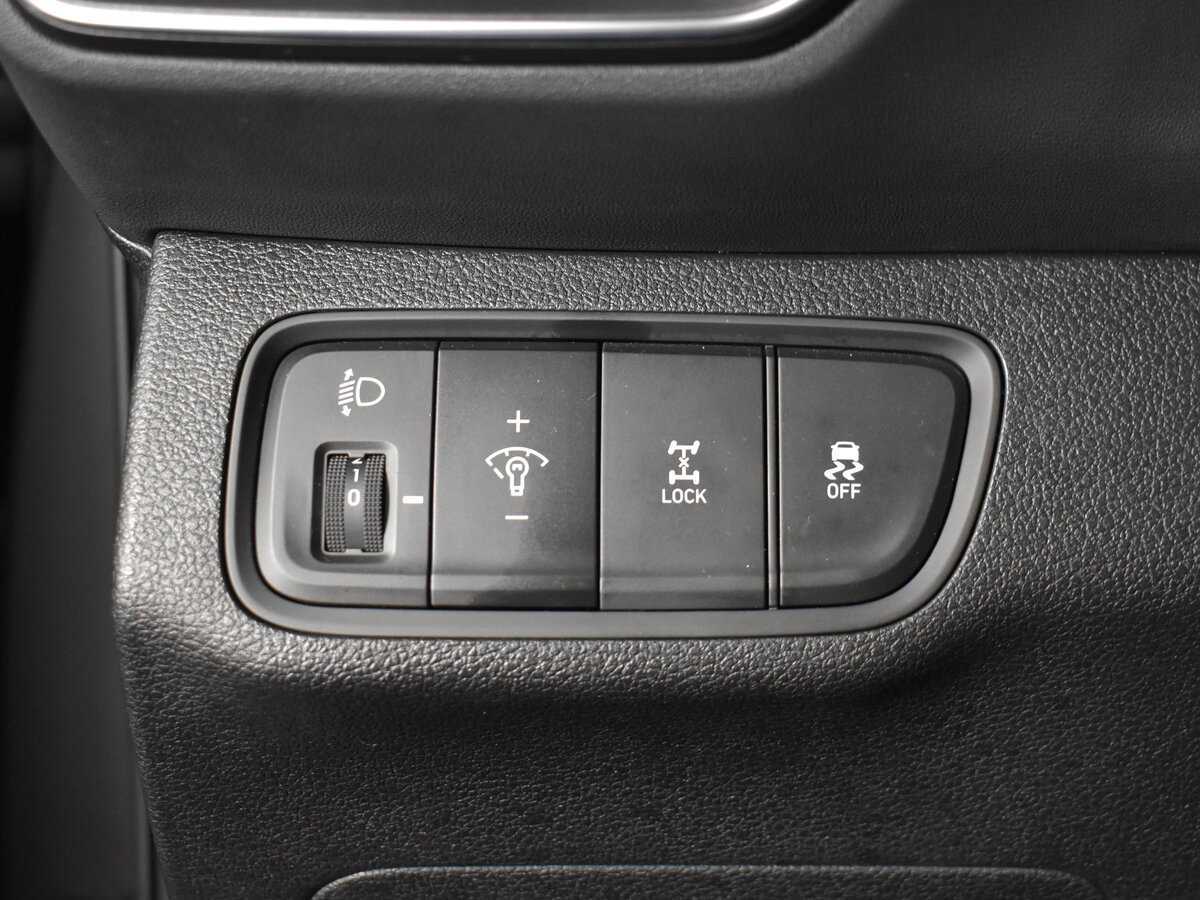 Hyundai Santa Fe с пробегом — 2019 год. Фото: #8