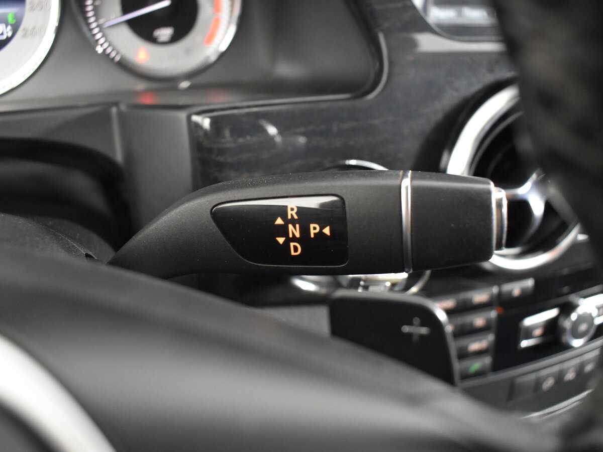 Mercedes-Benz GLK-Класс с пробегом — 2014 год. Фото: #13