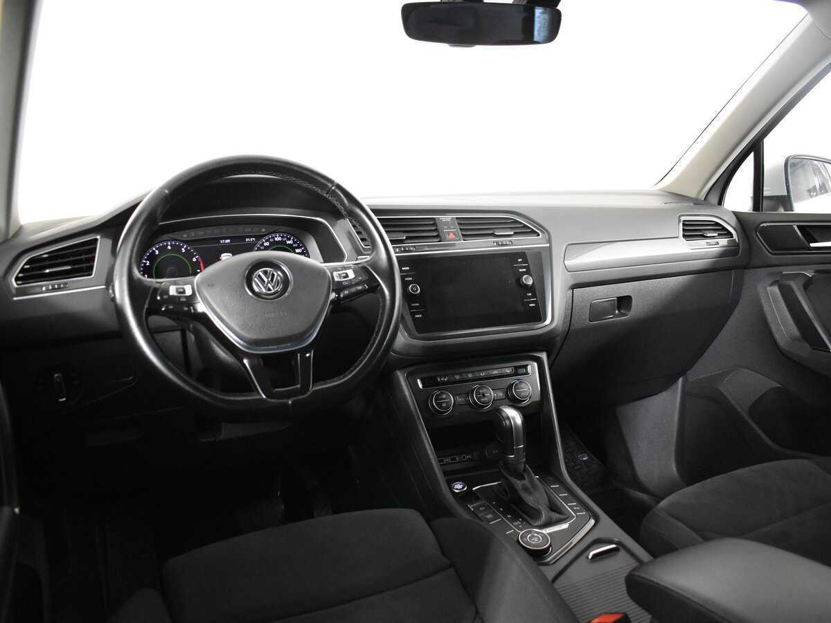 Volkswagen Tiguan с пробегом — 2017 год. Фото: #12