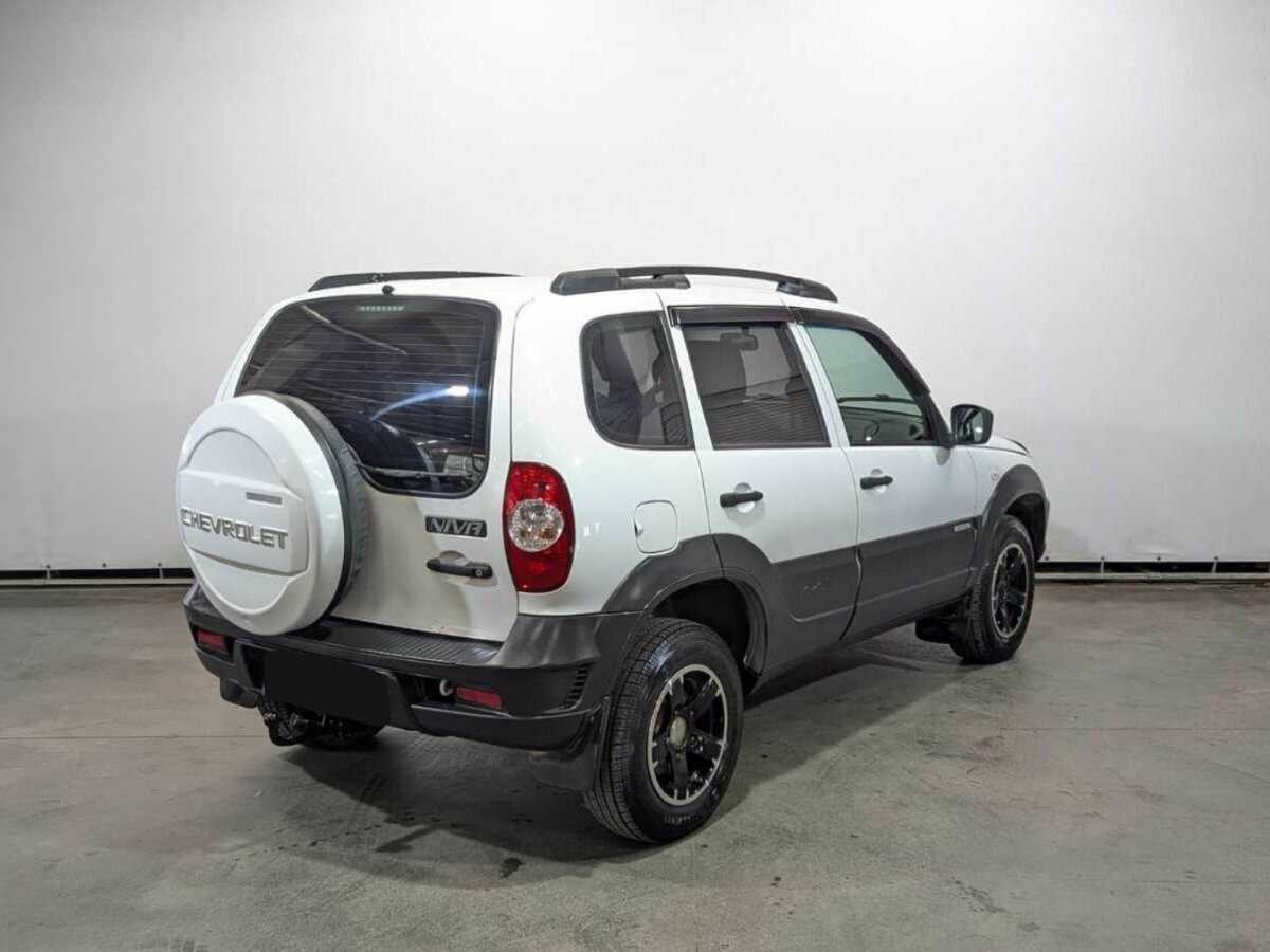 Chevrolet Niva с пробегом — 2018 год. Фото: #4