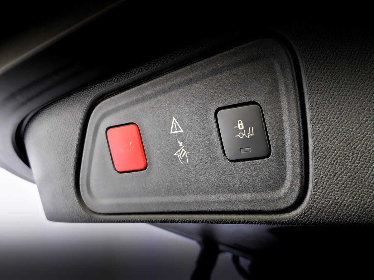 Peugeot 3008 с пробегом — 2018 год. Фото: #20