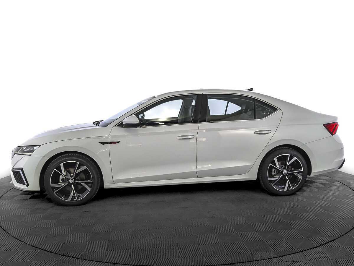Skoda Octavia с пробегом — 2023 год. Фото: #7