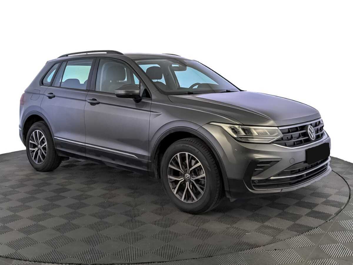 Volkswagen Tiguan с пробегом — 2021 год. Фото: #2