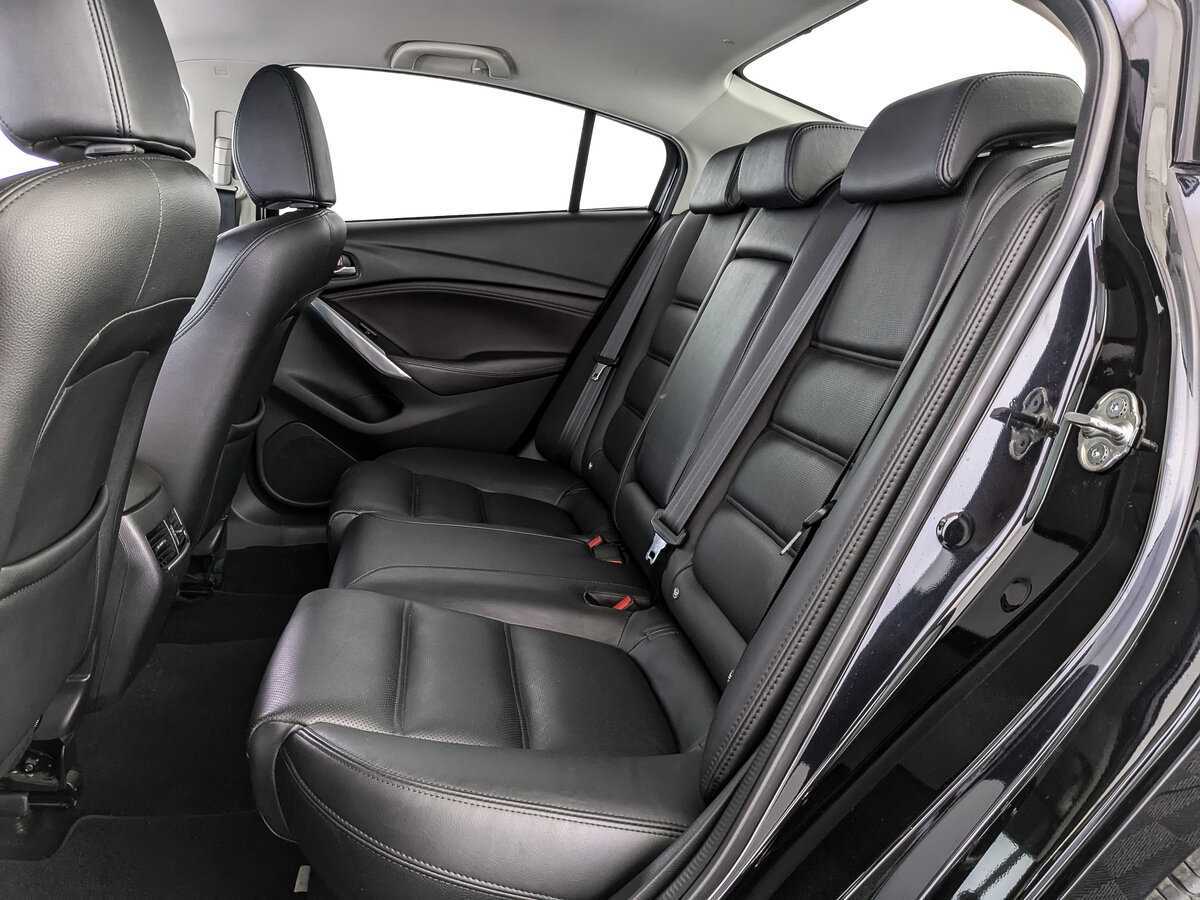 Mazda 6 с пробегом — 2016 год. Фото: #13