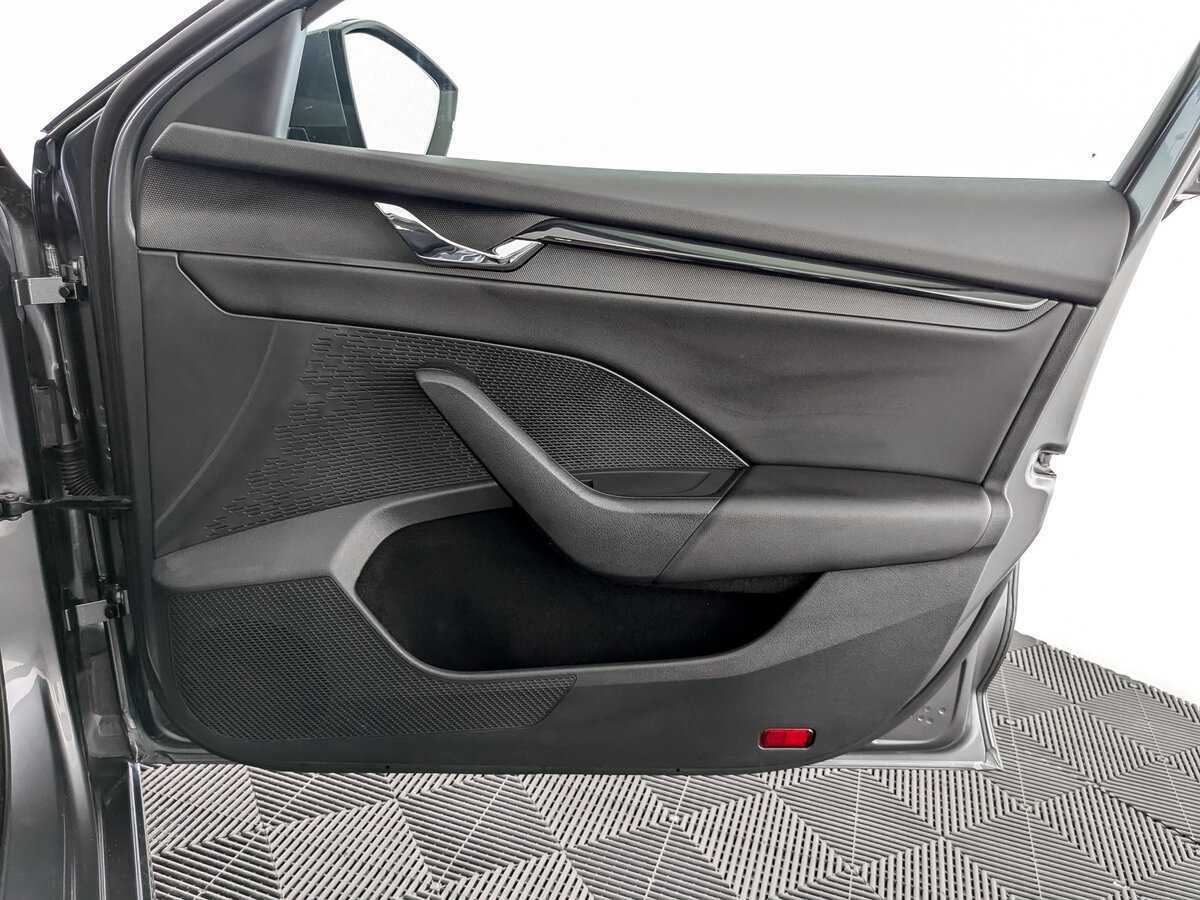 Skoda Octavia с пробегом — 2021 год. Фото: #19