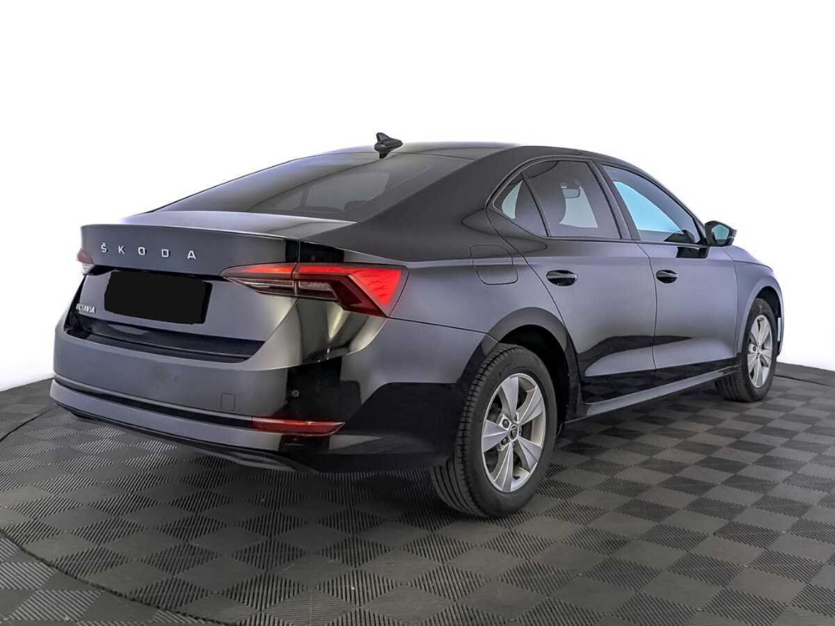 Skoda Octavia с пробегом — 2021 год. Фото: #4