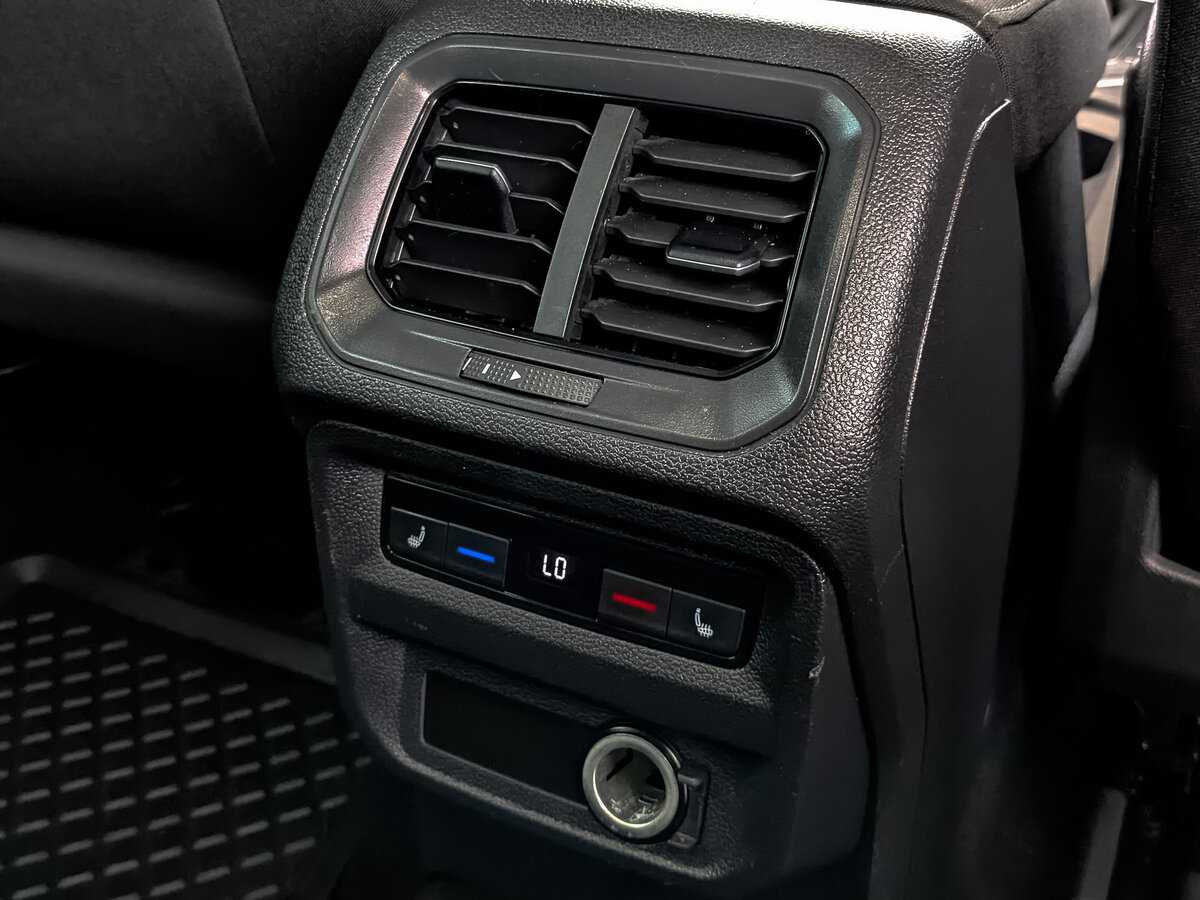 Volkswagen Tiguan с пробегом — 2018 год. Фото: #22