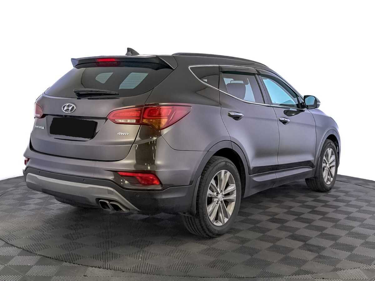 Hyundai Santa Fe с пробегом — 2017 год. Фото: #4