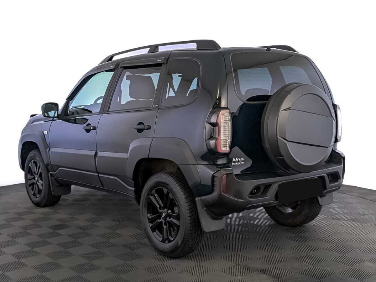 Lada (ВАЗ) Niva с пробегом — 2023 год. Фото: #6