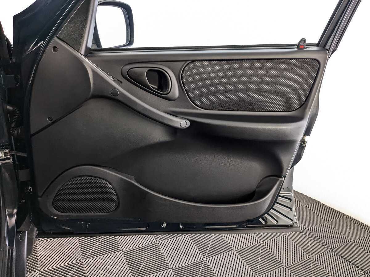 Lada (ВАЗ) Niva с пробегом — 2023 год. Фото: #19