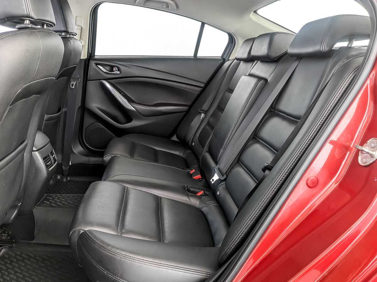 Mazda 6 с пробегом — 2017 год. Фото: #9