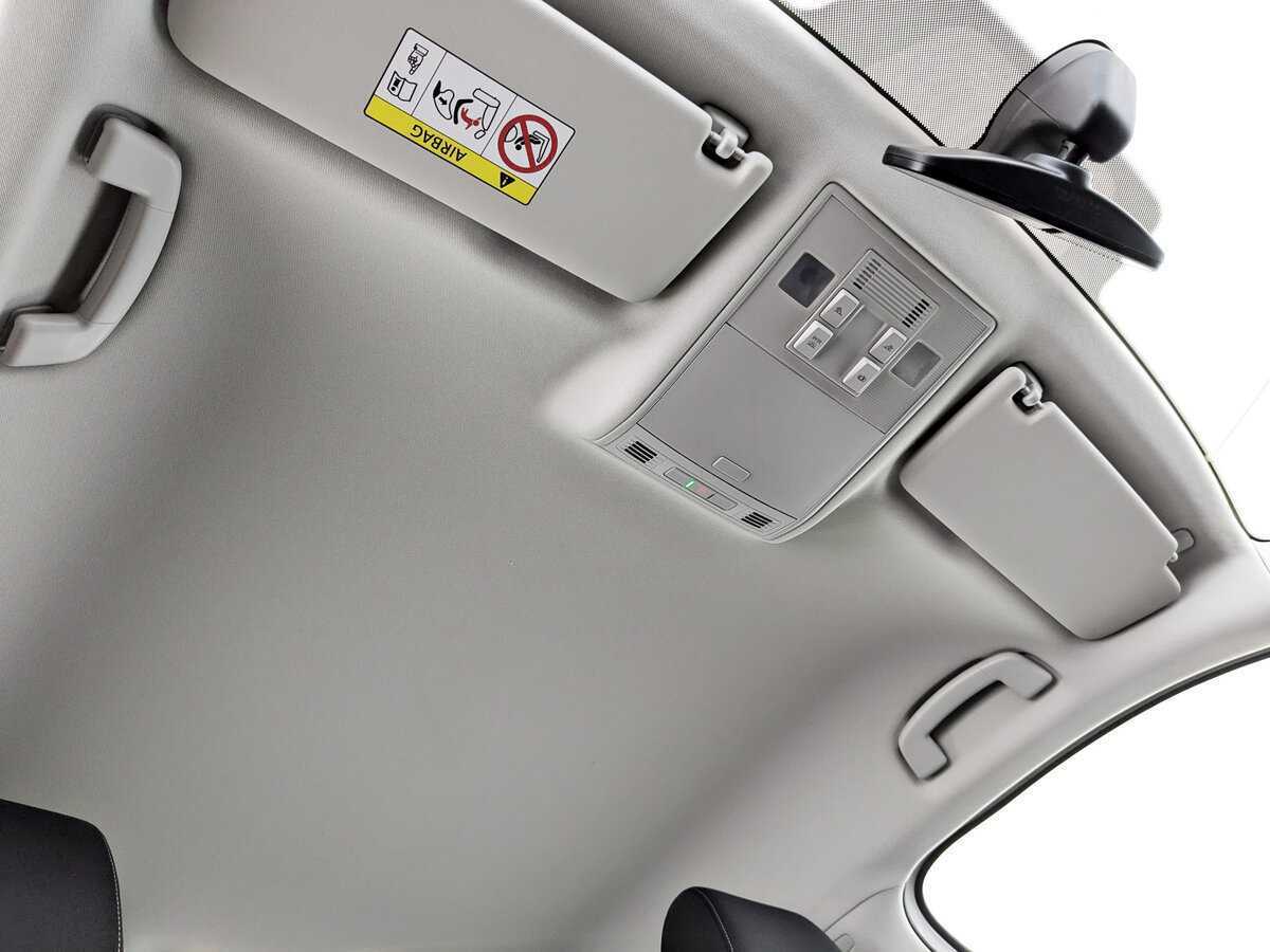 Skoda Superb с пробегом — 2021 год. Фото: #16