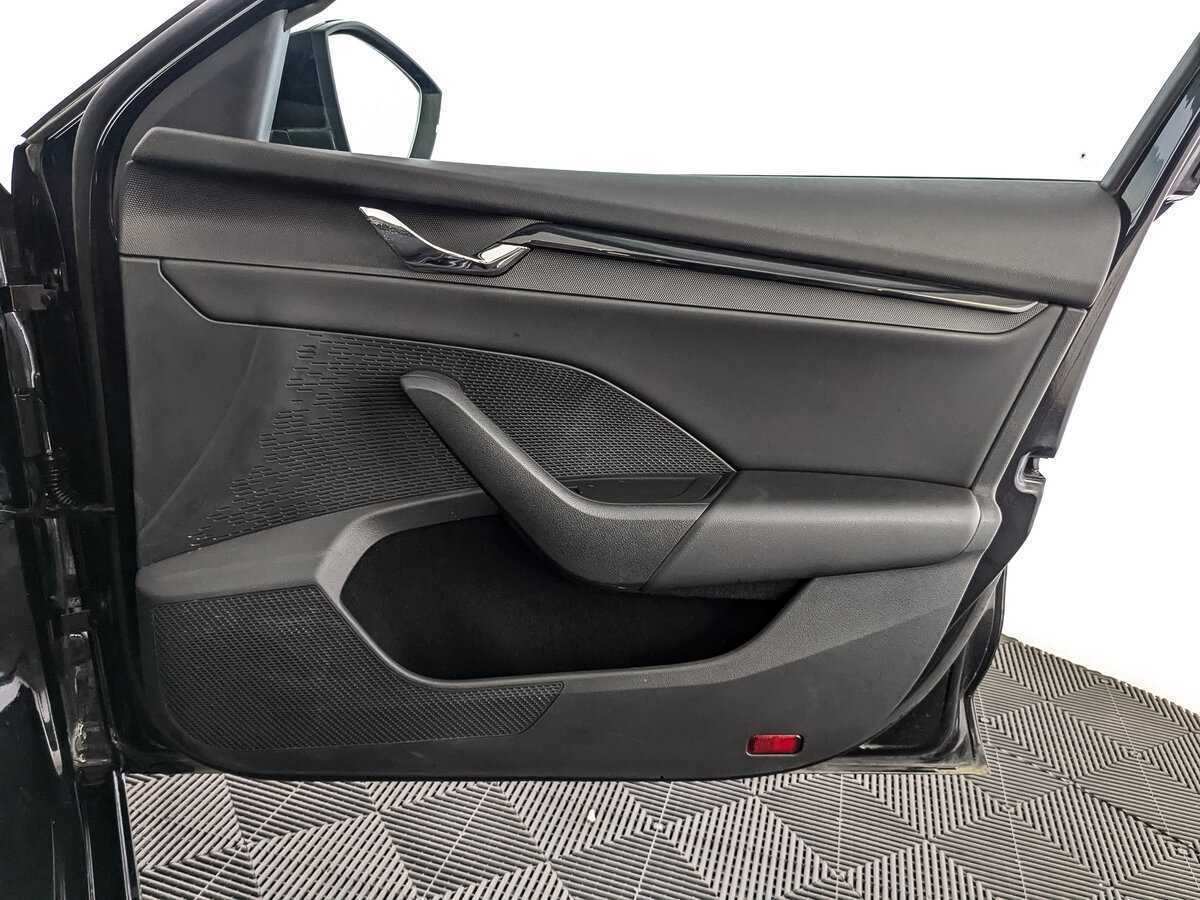 Skoda Octavia с пробегом — 2021 год. Фото: #20