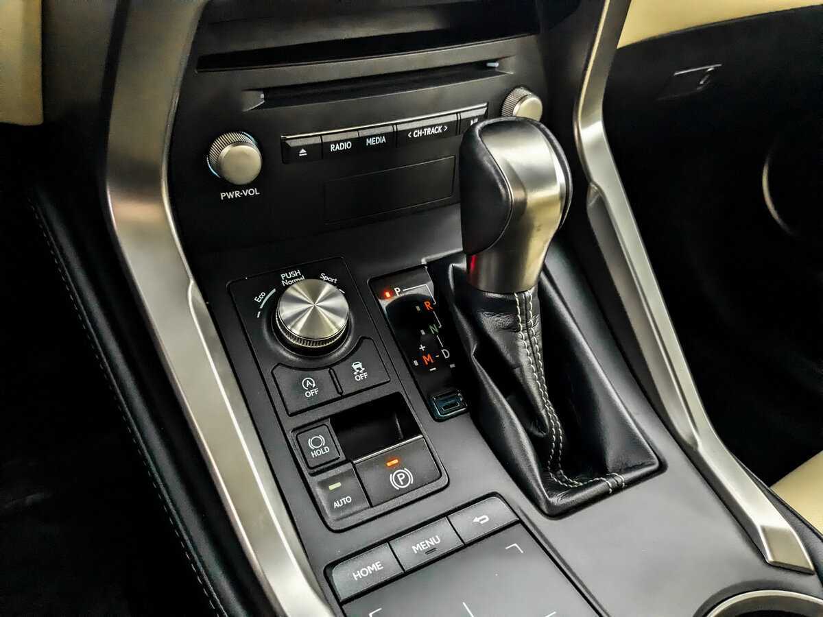 Lexus NX с пробегом — 2018 год. Фото: #21