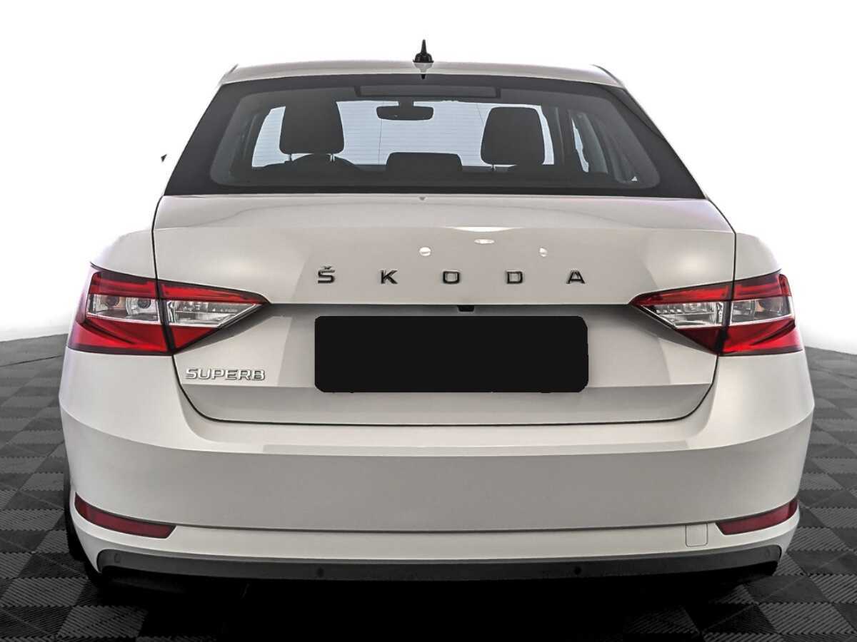 Skoda Superb с пробегом — 2021 год. Фото: #5