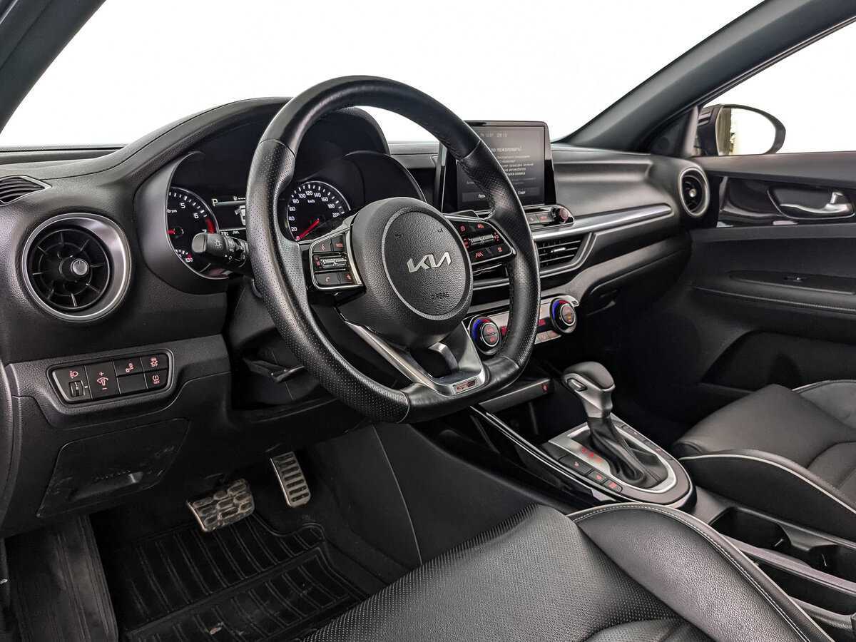 Kia Cerato с пробегом — 2021 год. Фото: #10