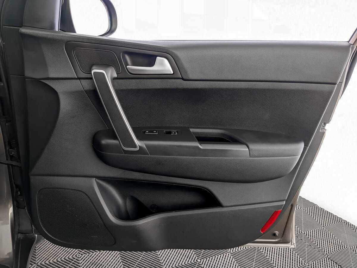 Kia Sportage с пробегом — 2017 год. Фото: #17