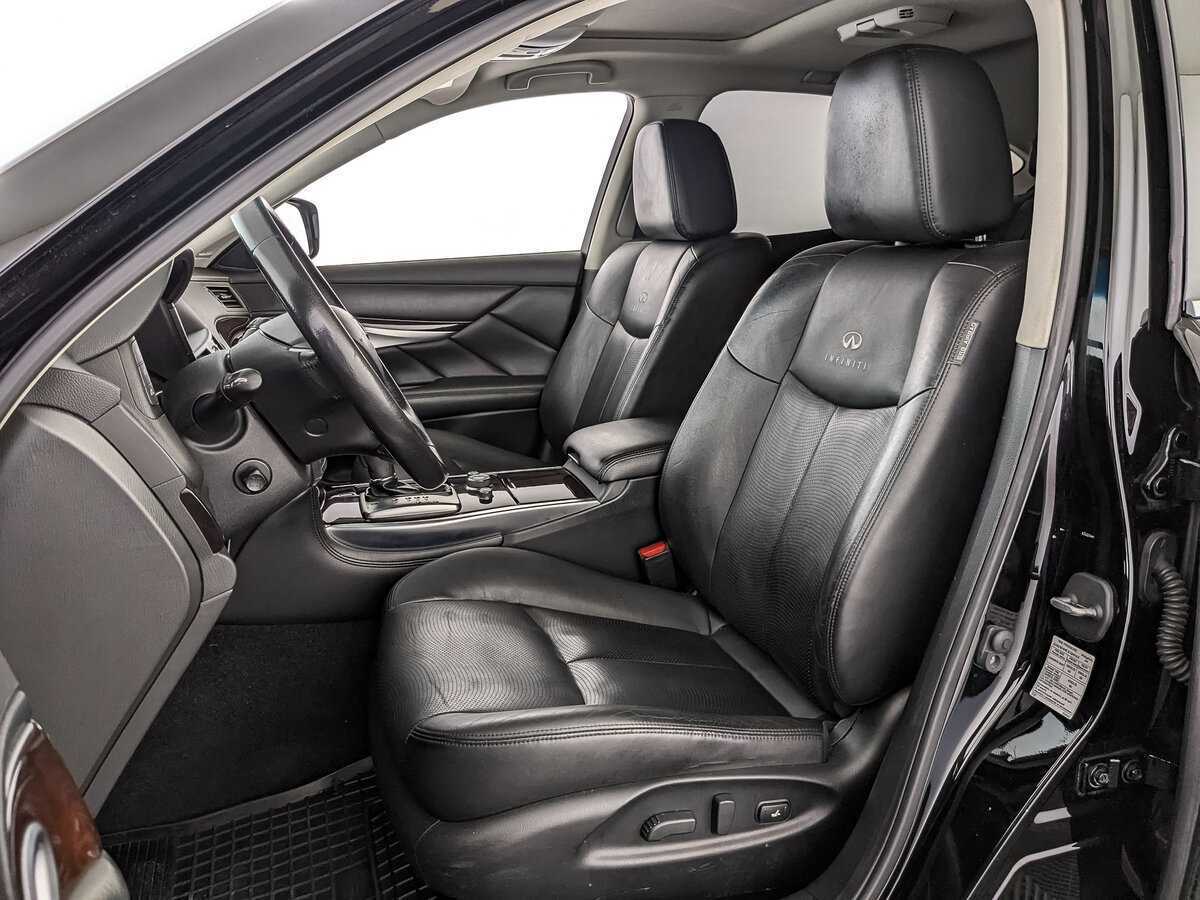 Infiniti Q70 с пробегом — 2014 год. Фото: #15