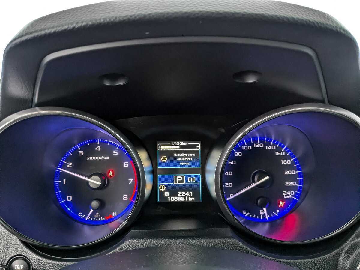 Subaru Outback с пробегом — 2017 год. Фото: #9