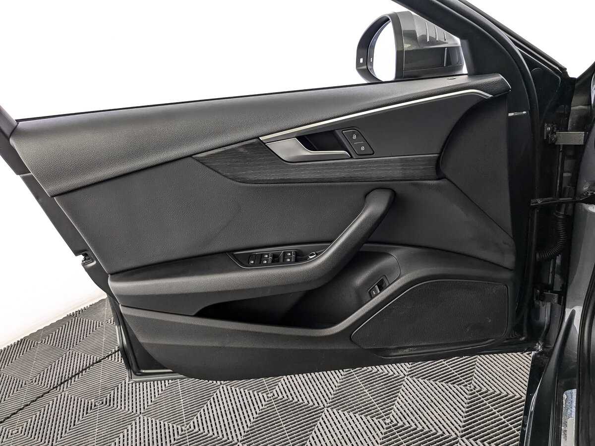 Audi A4 с пробегом — 2018 год. Фото: #14