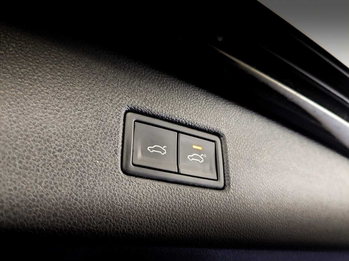 Volkswagen Tiguan с пробегом — 2020 год. Фото: #21