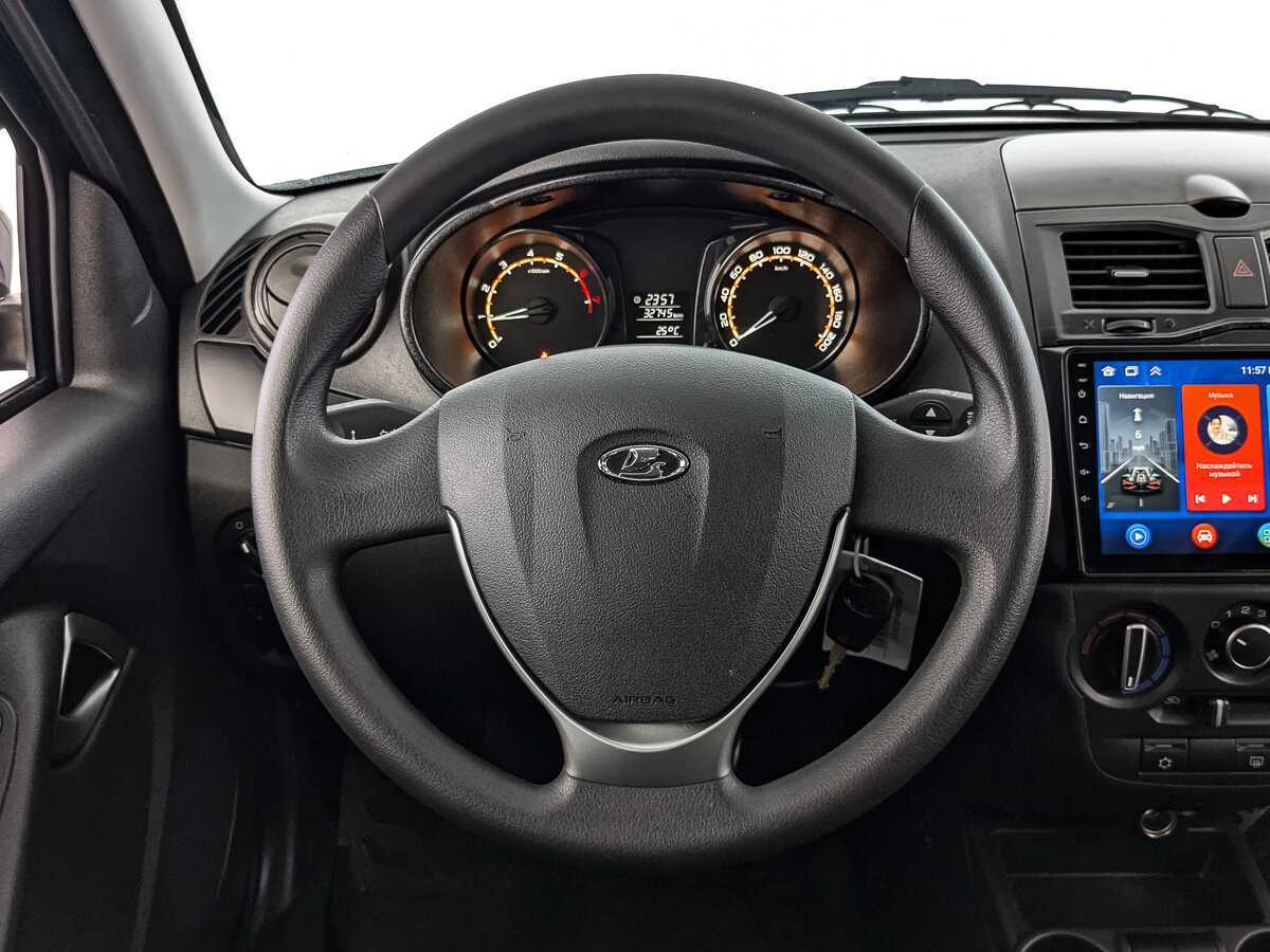 Lada (ВАЗ) Granta с пробегом — 2023 год. Фото: #17