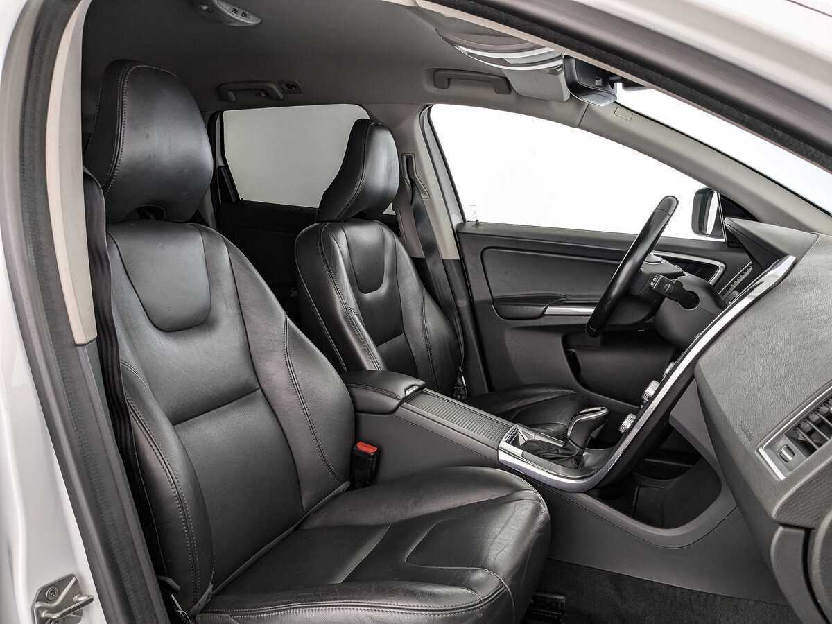 Volvo XC60 с пробегом — 2017 год. Фото: #19