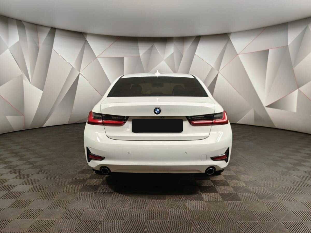 BMW 3 серии с пробегом — 2020 год. Фото: #7