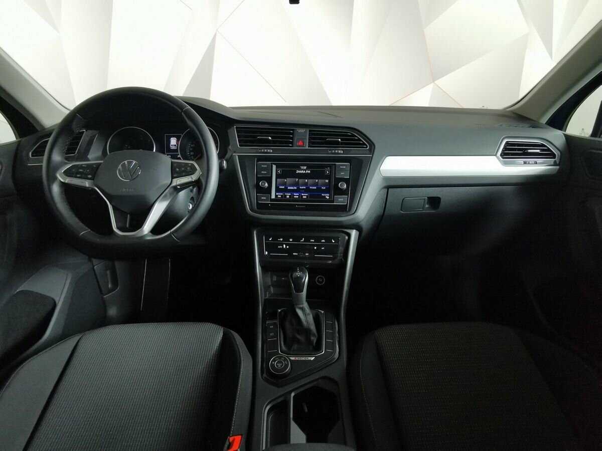 Volkswagen Tiguan с пробегом — 2021 год. Фото: #9