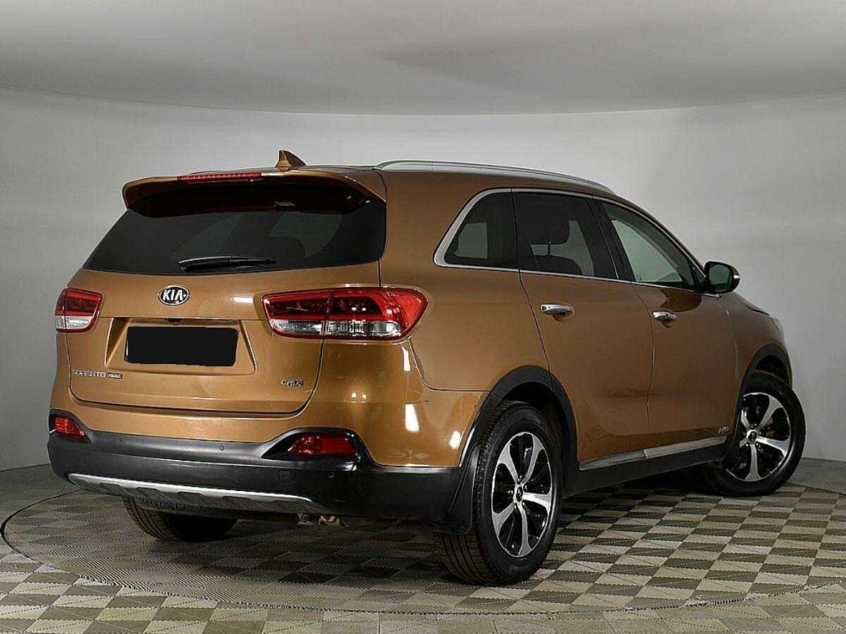 Kia Sorento с пробегом — 2017 год. Фото: #1