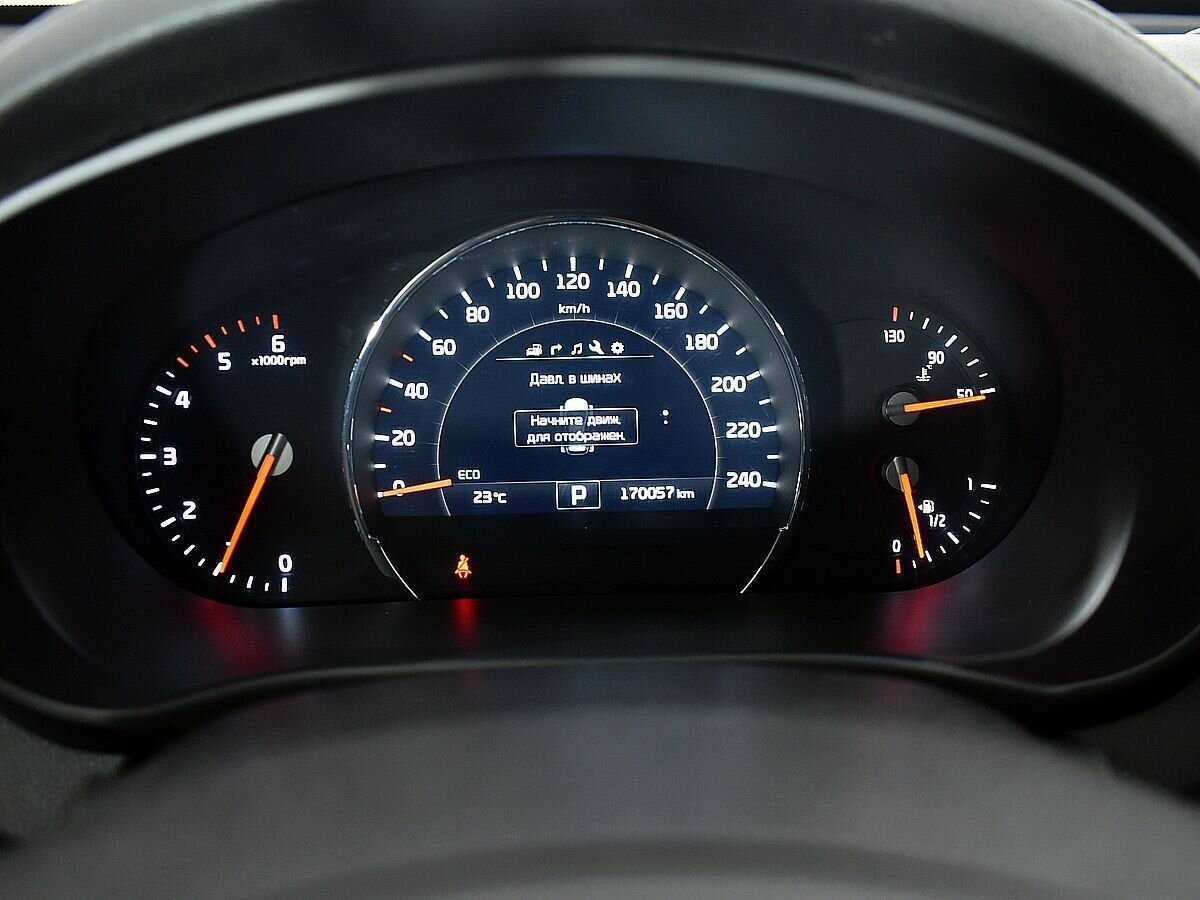 Kia Sorento с пробегом — 2017 год. Фото: #11