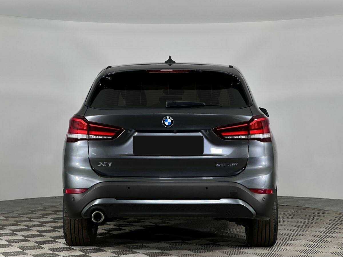 BMW X1 с пробегом — 2020 год. Фото: #3
