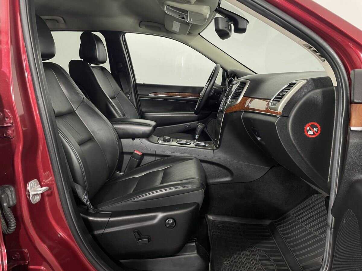 Jeep Grand Cherokee с пробегом — 2012 год. Фото: #13